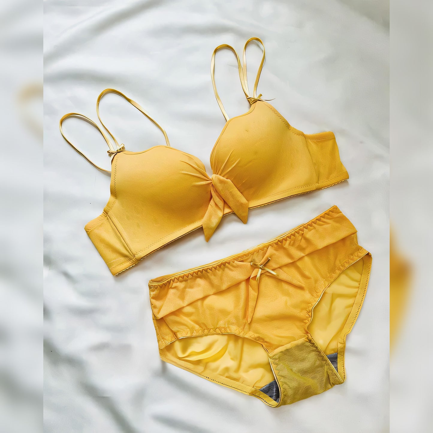 Padded Non-Wire Bow Style Bra Set - Undeora