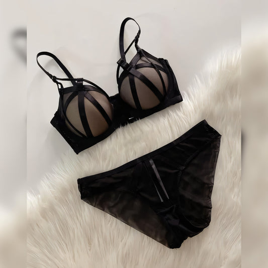 Lacy Push-Up Bra Set - Undeora