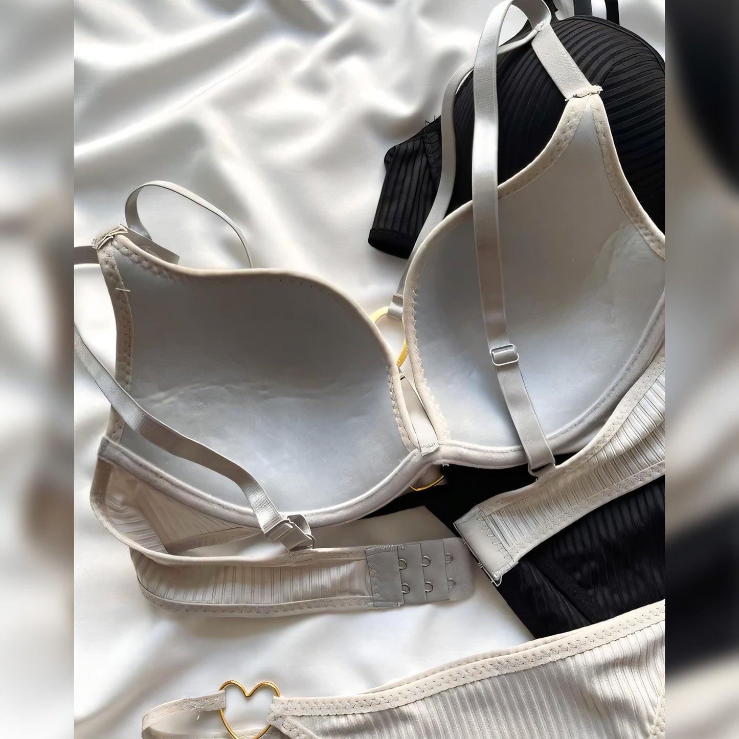 Centre Heart Bra Set - Undeora