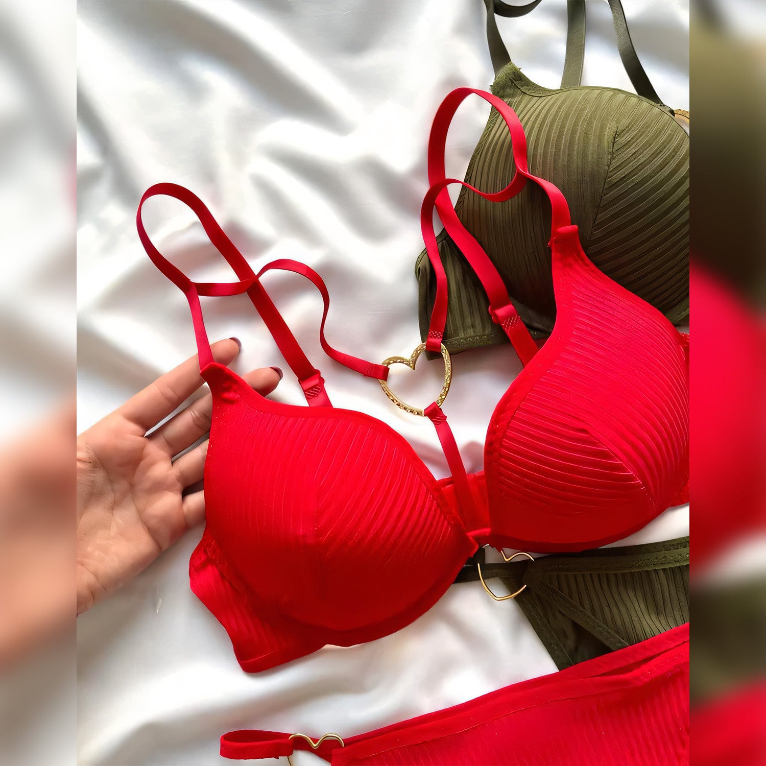 Centre Heart Bra Set - Undeora